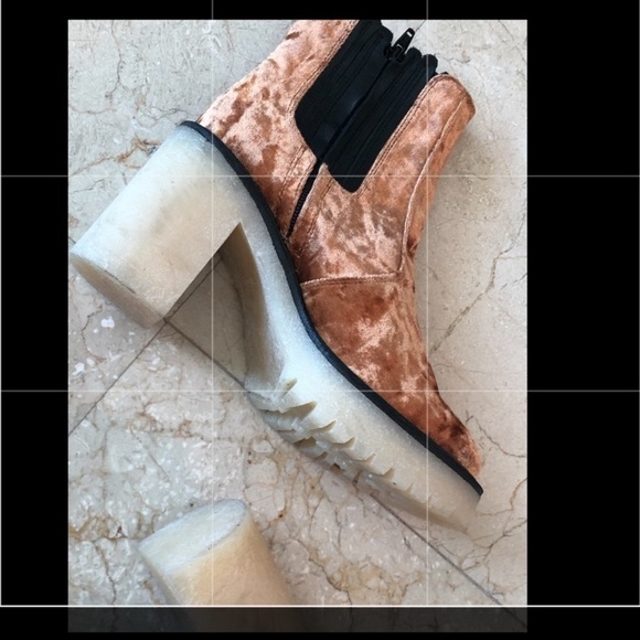 Free People James Chelsea Ankle Velvet Boots - Picture 12 of 16